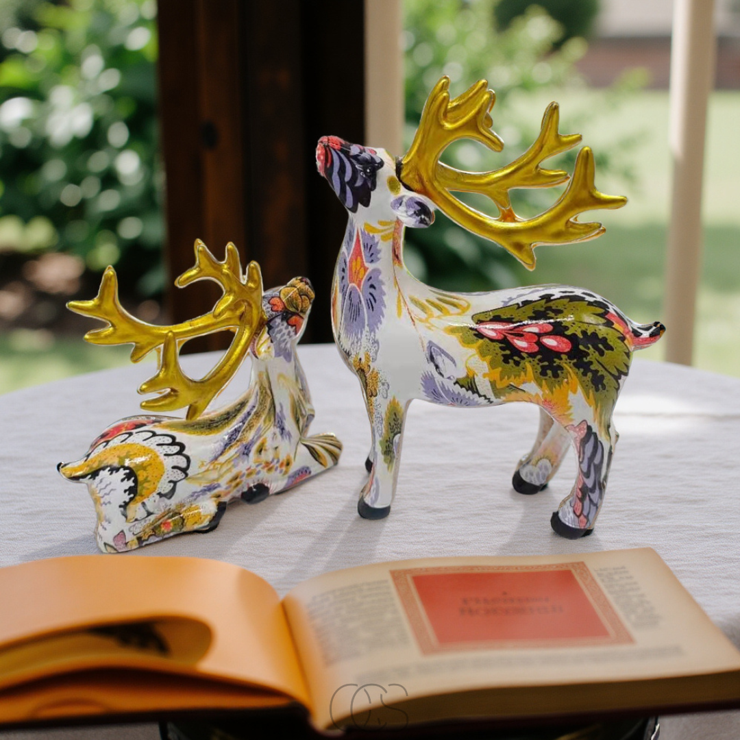 Anakre - Abstract Deer Sculpture - Decorative Table Sculpture in Resin