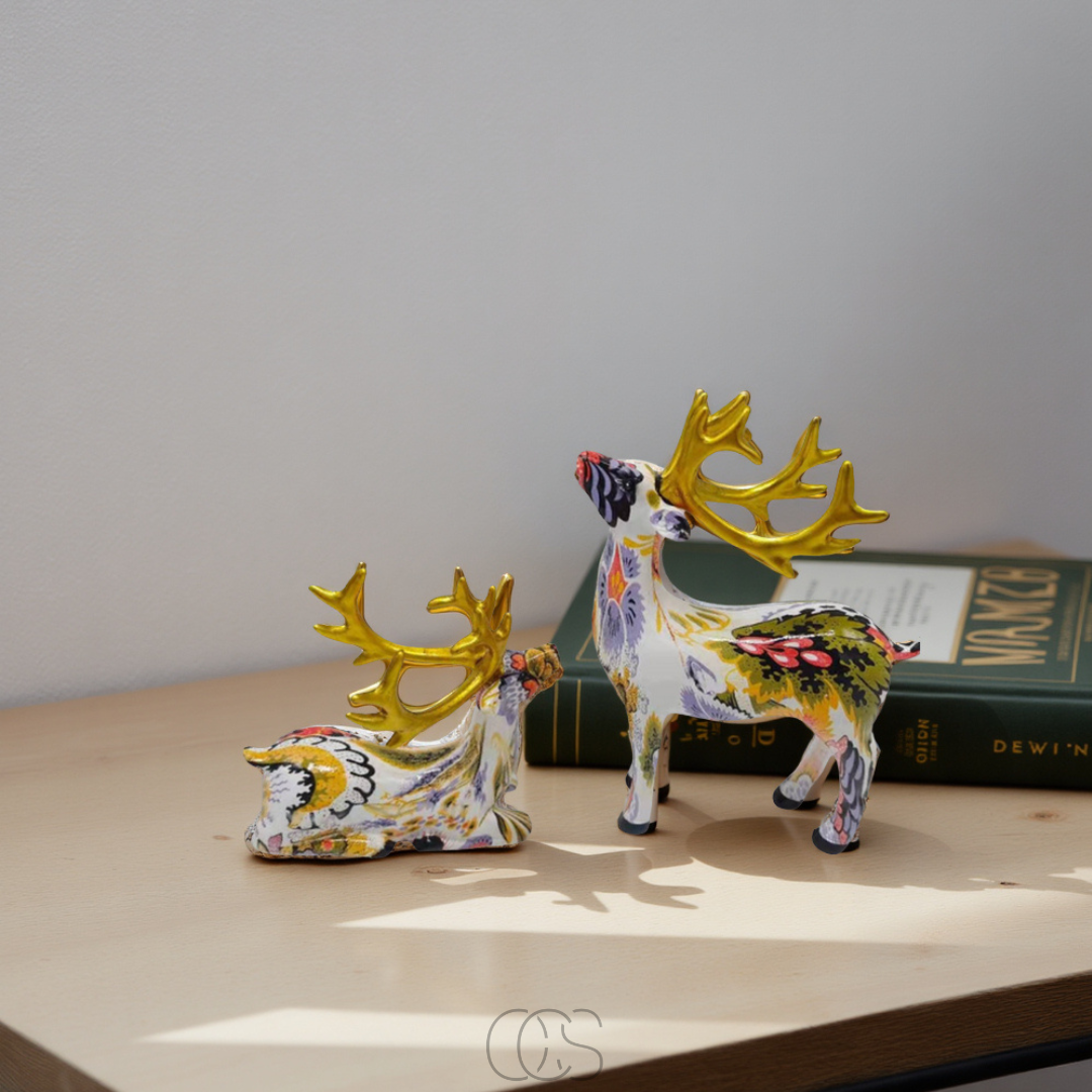 Anakre - Abstract Deer Sculpture - Decorative Table Sculpture in Resin