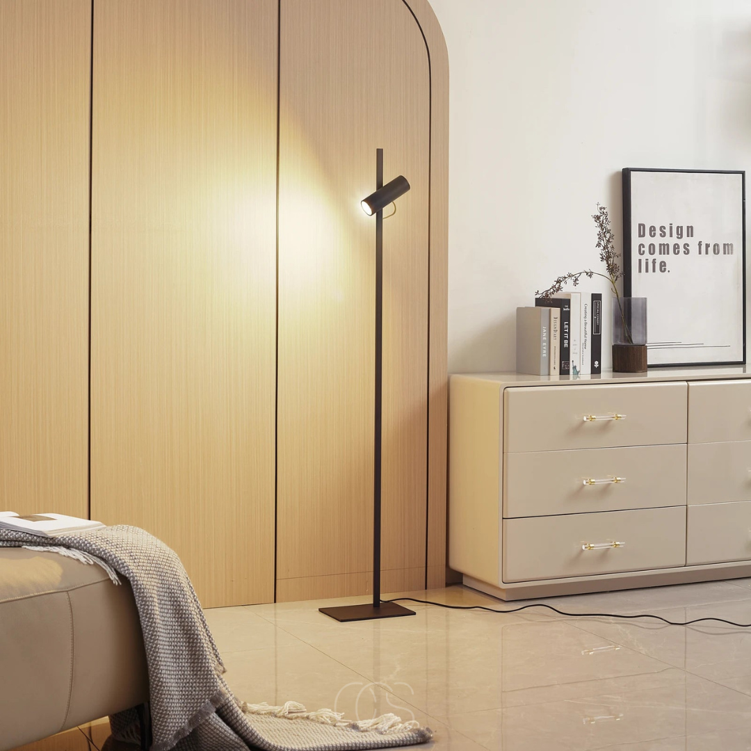 Anakre - LED gulvlampe med spotlys - leselampe