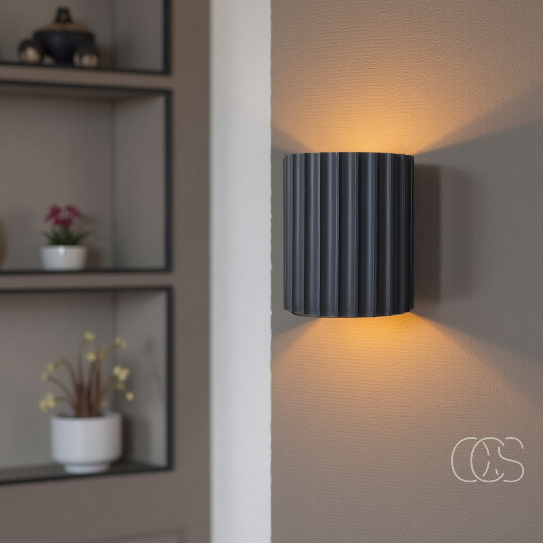 Anakre - Minimalistisk LED vegglampe - Ned- og opplysning