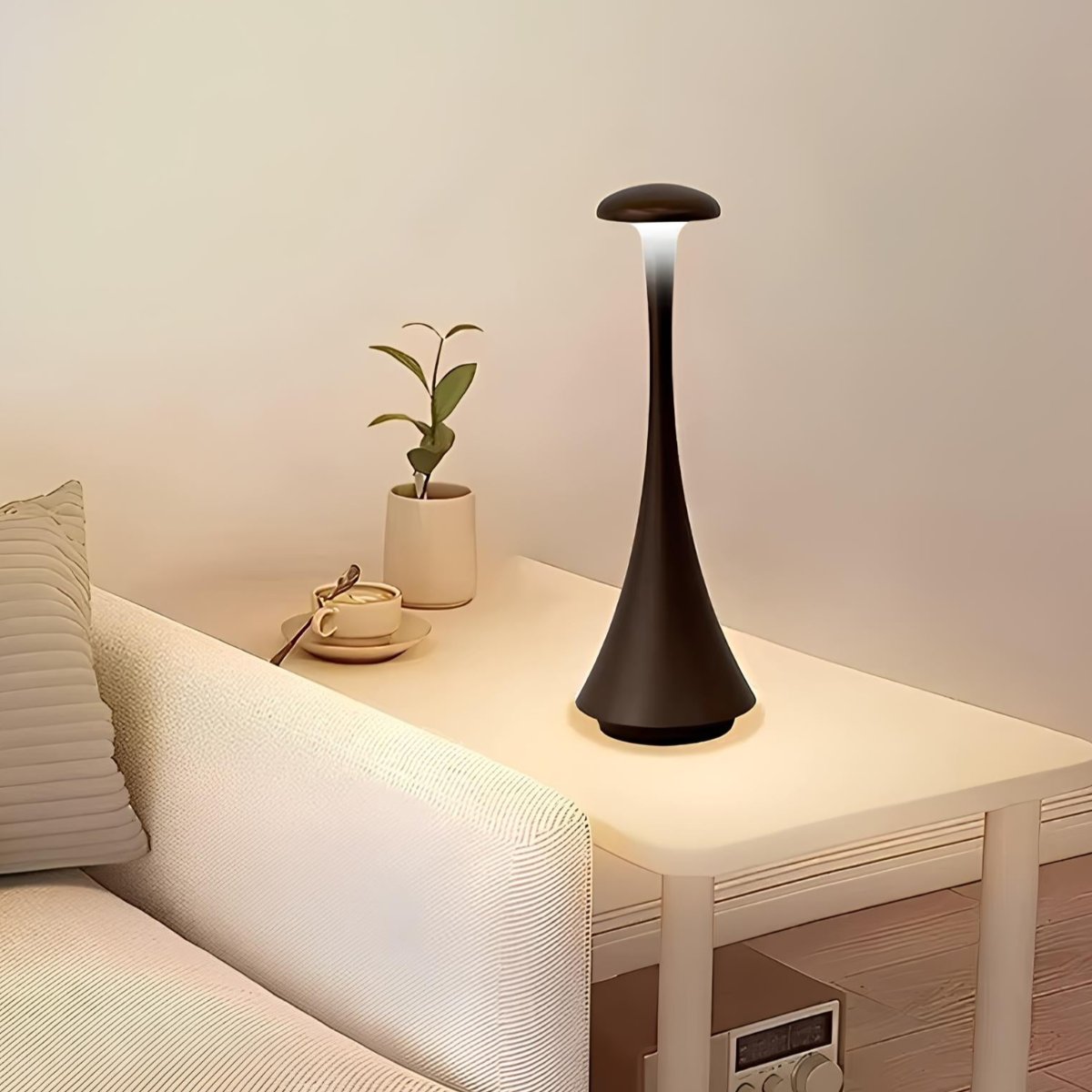 LumaPulse Wireless Touch Lamp Sleek and Dimmable Lighting