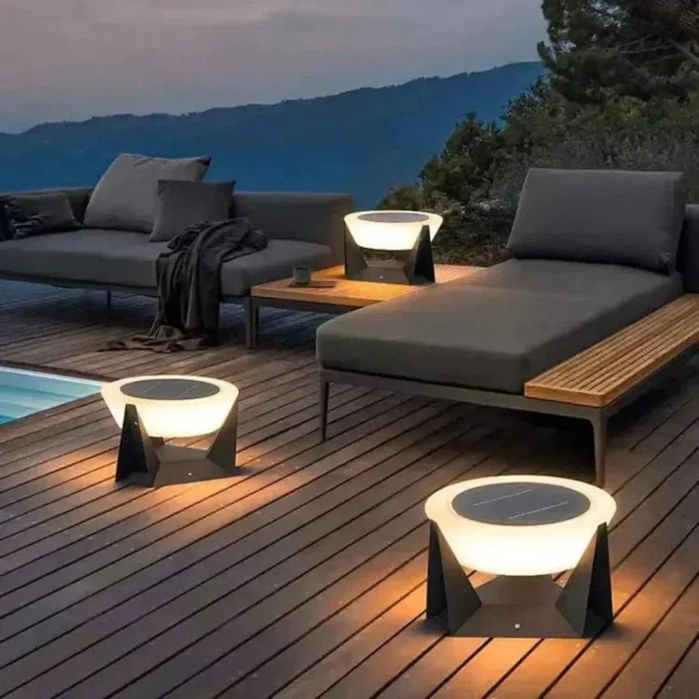 Elegant Solcrest Entrance Solar Lamp Outdoor Garden Light