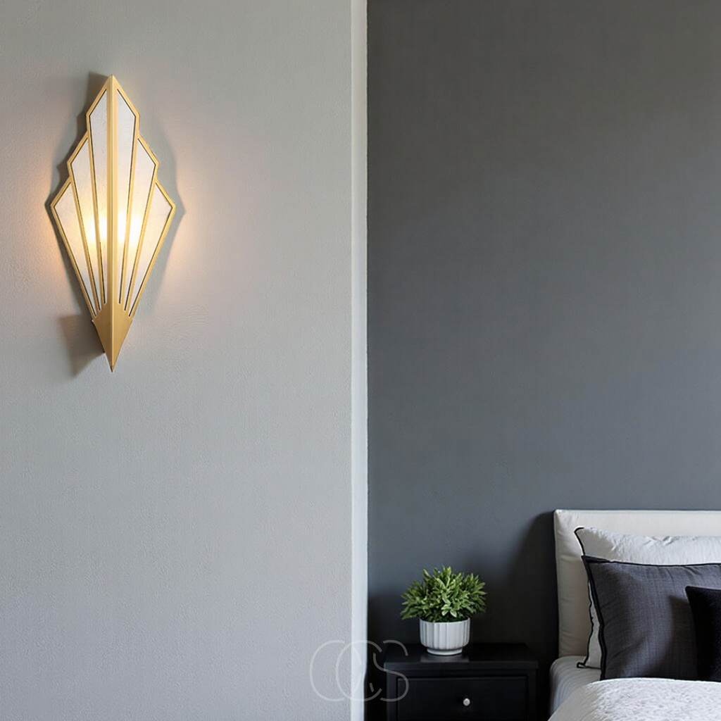 Anakre - Wall lamp with geometric diamond design